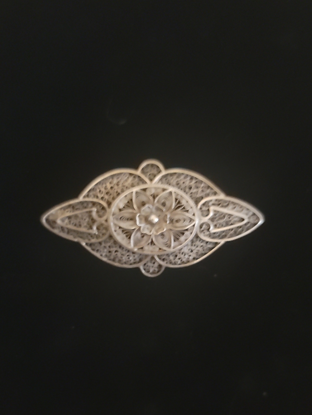 Vintage Silver-tone Filigree Floral Brooch